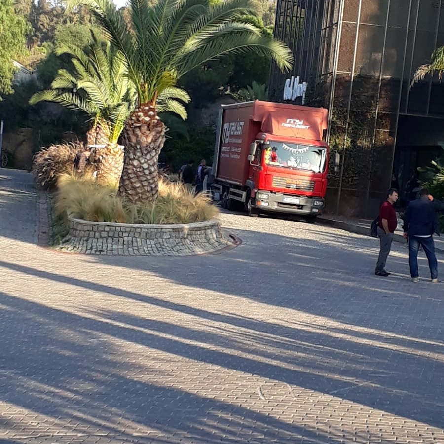 İzmir Kurumsal Taşımacılık Hizmetlerinde Yenilikçi Teknolojiler ve Trendler